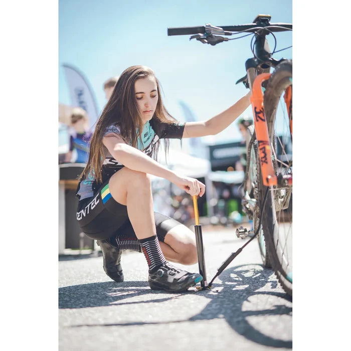 Lezyne Micro Floor Drive Digital HVG