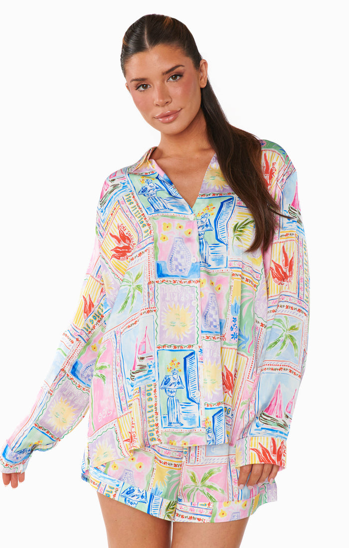 badge_model-wears-size-s